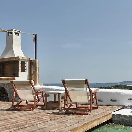 Maria Seaview Near Naousa (Paros)