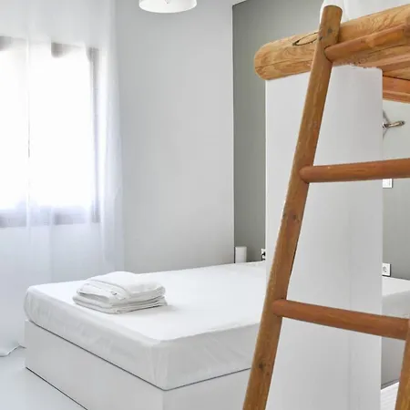 Holiday home Maria Seaview Near Naousa (Paros)